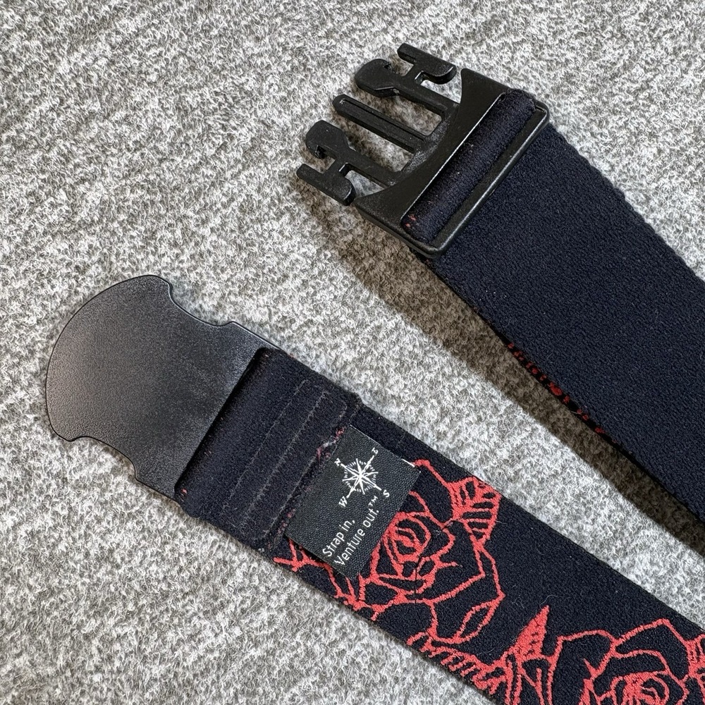 Arcade Men's Rose Pattern Belt Stretch Adjustable Clasp One Size Floral Black - Picture 3 of 11